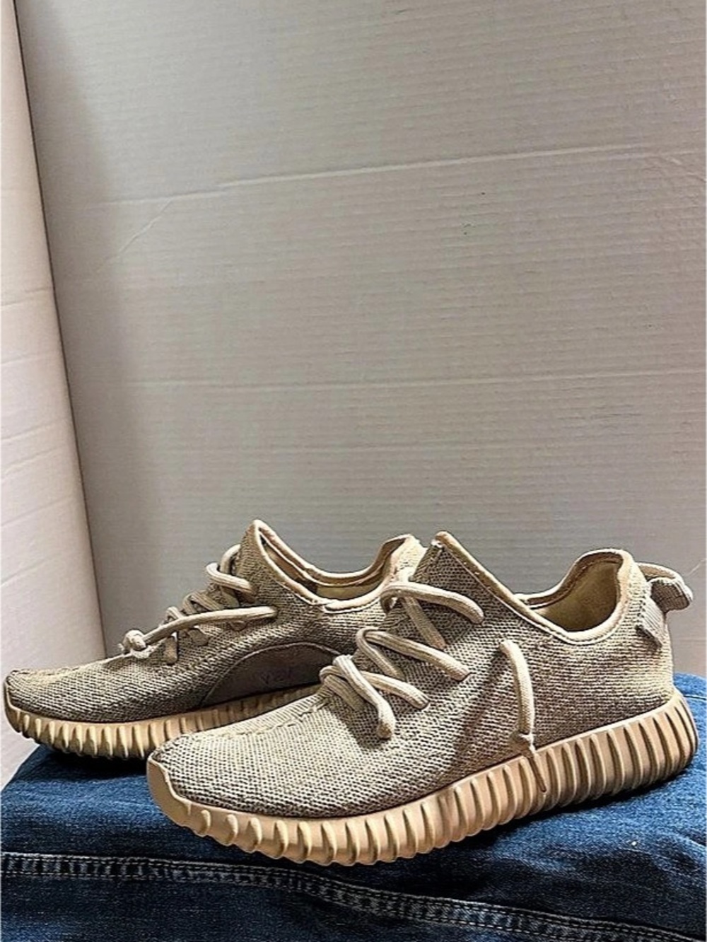 adidas Yeezy Boost 350 Oxford Tan Sneakers Beige US 6